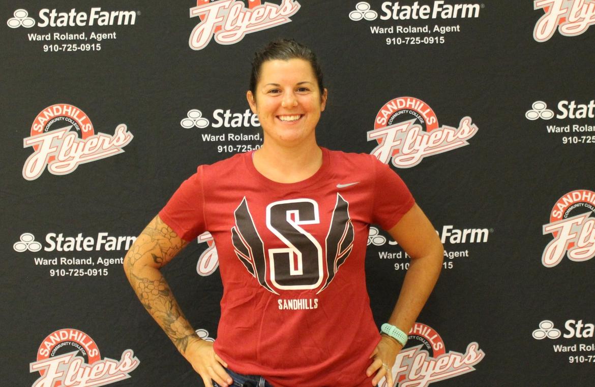 Kyndal Giddens Holds First Workouts as New Sandhills Cross Country Coach